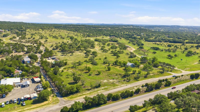 4400 Highway 290 , Dripping Springs, TX 78620