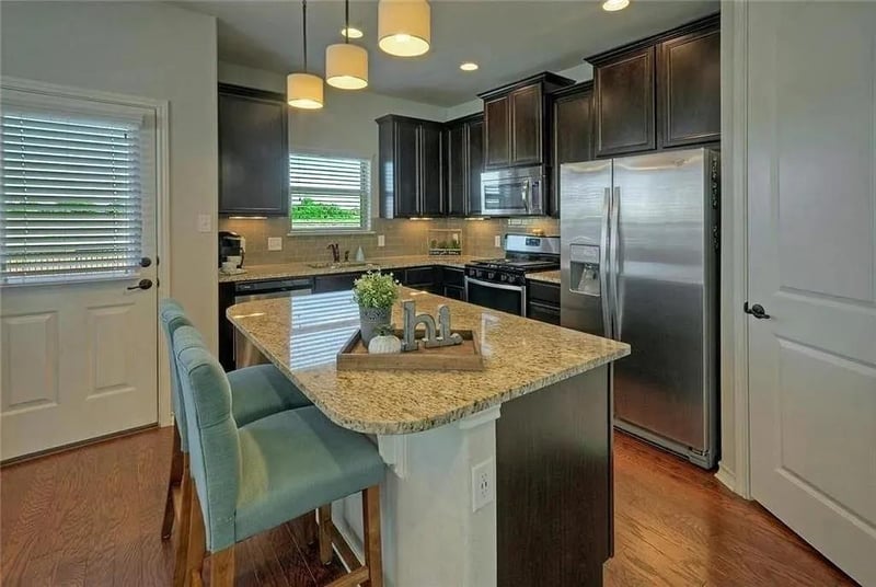 1324 Clearwing CIR, Georgetown, TX 78626