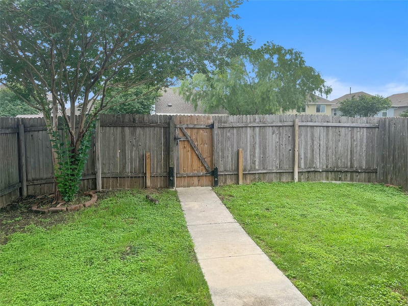 119 Gambel Oak Way, San Marcos, TX 78666