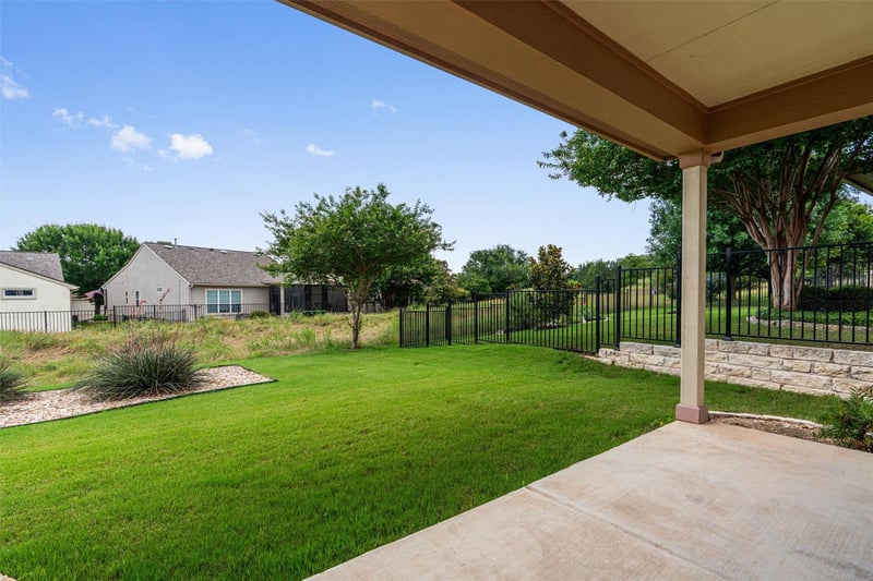 215 Salt Creek LN, Georgetown, TX 78633