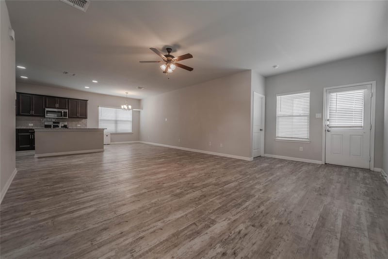 18427 Stevie Ray DR, Round Rock, TX 78664