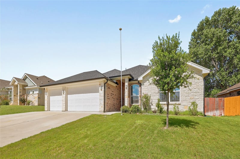 205 Slippery Elm DR, Nolanville, TX 76559