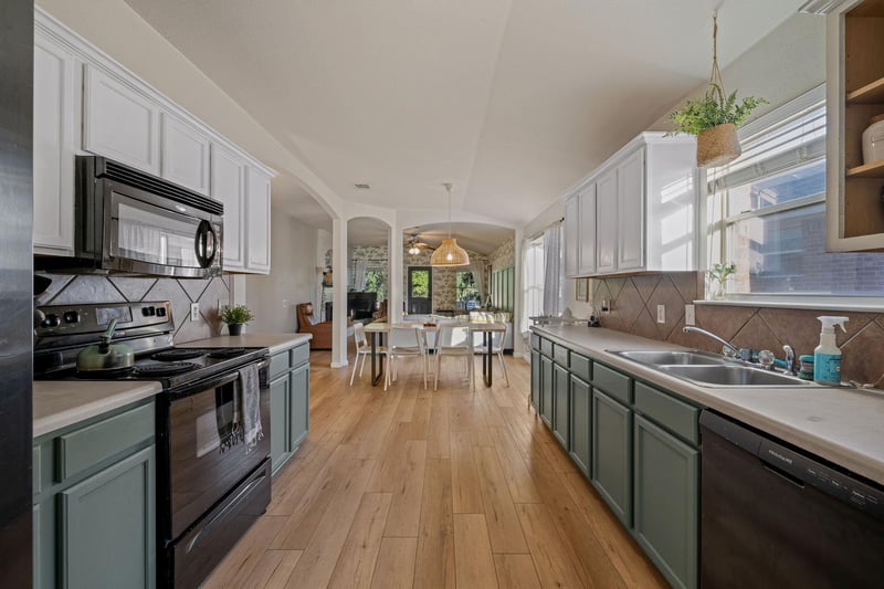 5405 Park At Woodlands DR, Austin, TX 78724