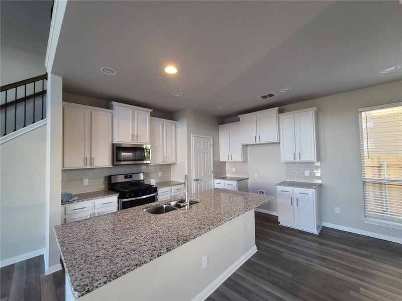 3201 College Park DR #23, Round Rock, TX 78664