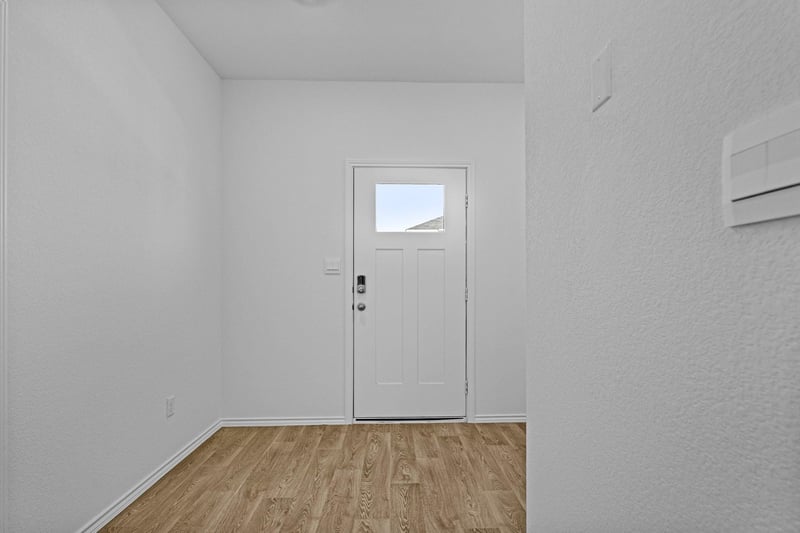 322 Nizao LN, Bastrop, TX 78602