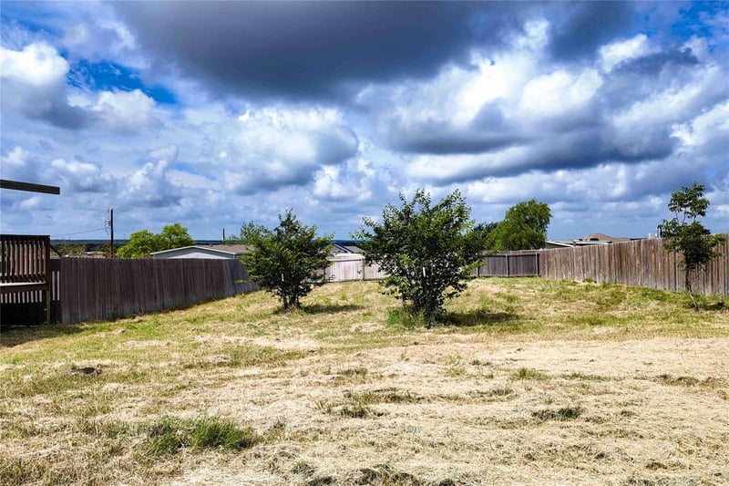 136 Alameda DR, Cedar Creek, TX 78612