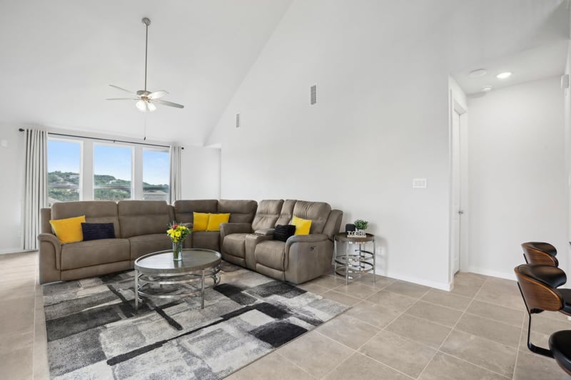 8119 Purple Aster Ps, Lago Vista, TX 78645