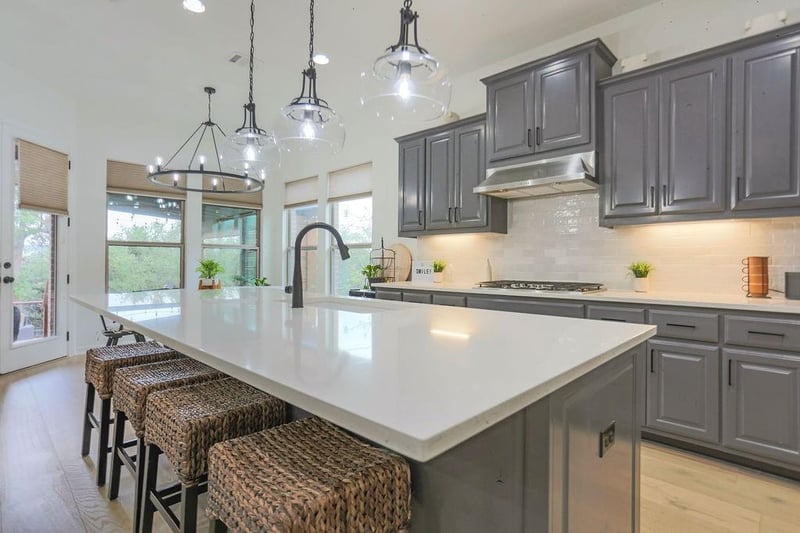 208 Mirafield LN, Austin, TX 78737