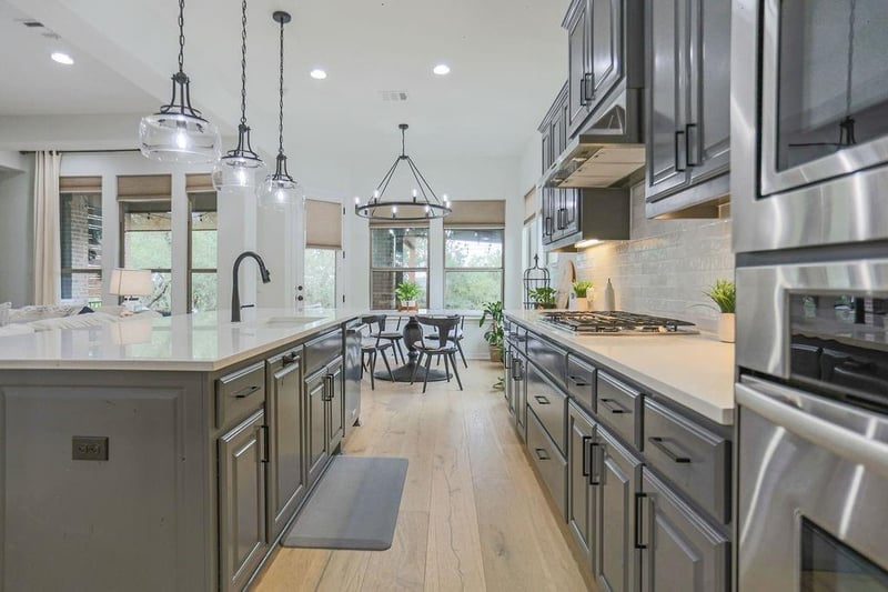 208 Mirafield LN, Austin, TX 78737