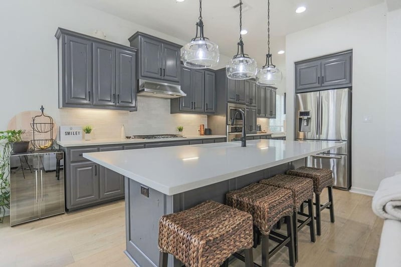 208 Mirafield LN, Austin, TX 78737