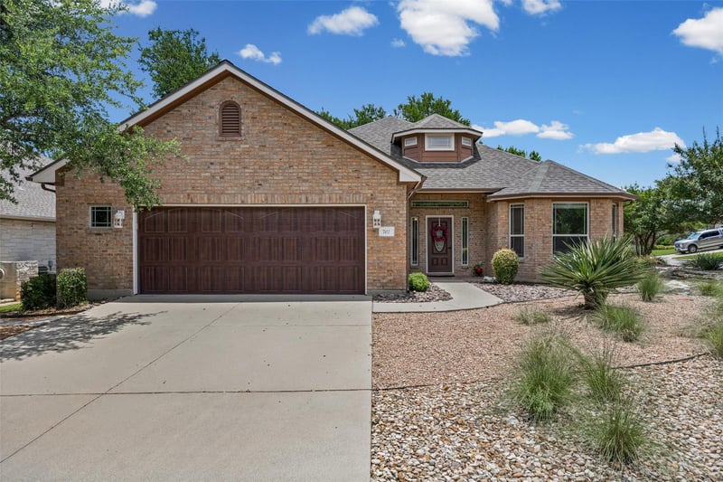 702 Enchanted Rock TRL, Georgetown, TX 78633
