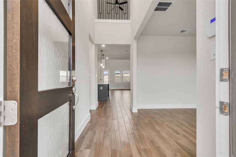 8424 Red Bottle Brush RD, Lago Vista, TX 78645