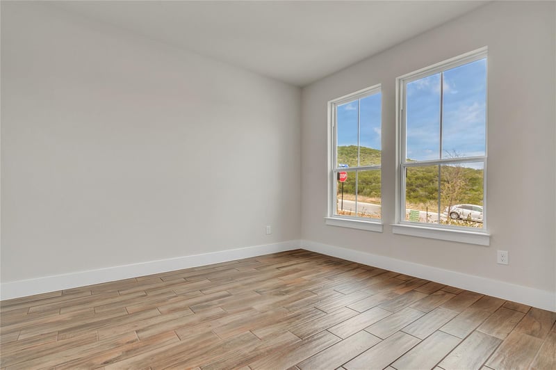 8424 Red Bottle Brush RD, Lago Vista, TX 78645