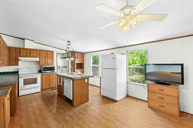 263 Railyard DR, Kyle, TX 78640