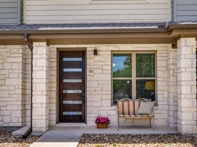 18803 Hogan CIR #16, Lago Vista, TX 78645