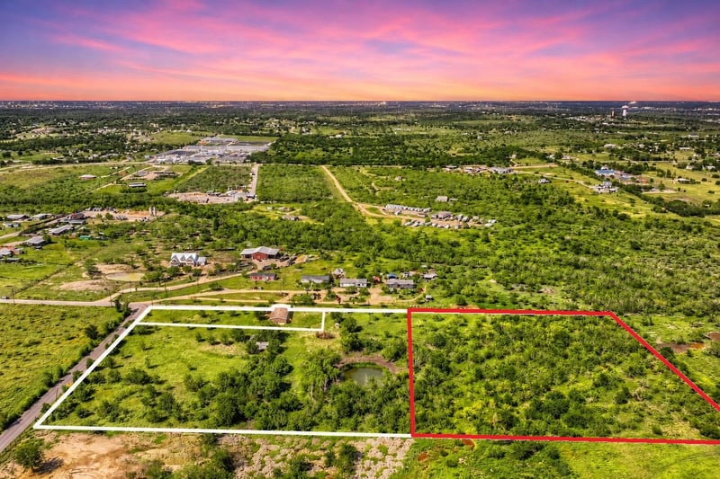 401 Graef C RD, Kyle, TX 78640