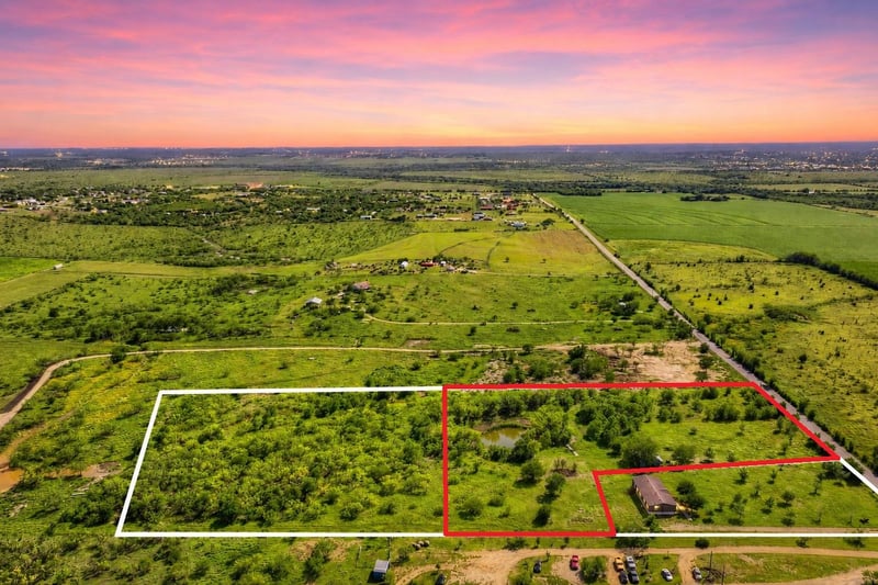 401 Graef B RD, Kyle, TX 78640