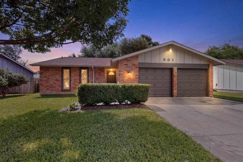 801 Pack Saddle Ps, Round Rock, TX 78681