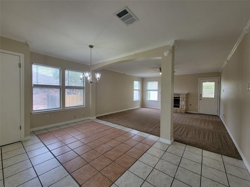 2328 Friarcreek Loop, Round Rock, TX 78664