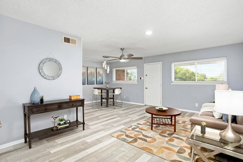 201 Silver Sands DR #8, San Antonio, TX 78216