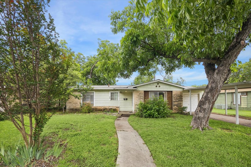 458 Basswood DR, San Antonio, TX 78213