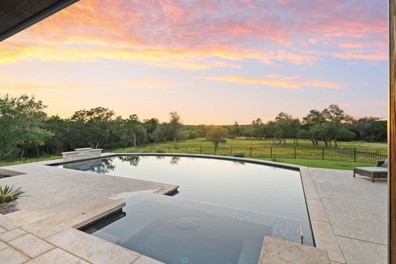 1457 Avenida High VW, Driftwood, TX 78619