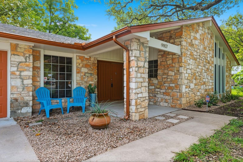9907 Oak Hollow DR, Austin, TX 78758