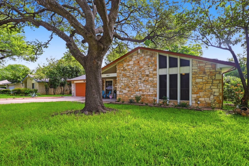 9907 Oak Hollow DR, Austin, TX 78758