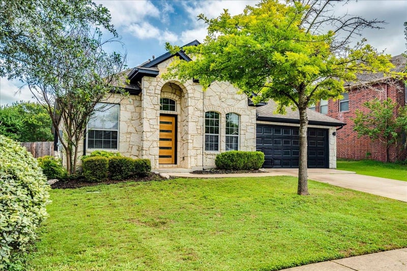 2133 Sid Allens DR, Buda, TX 78610