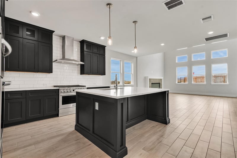 8523 Pine Muhly DR, Lago Vista, TX 78645