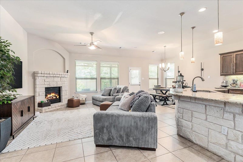 137 Navigator DR, Austin, TX 78717