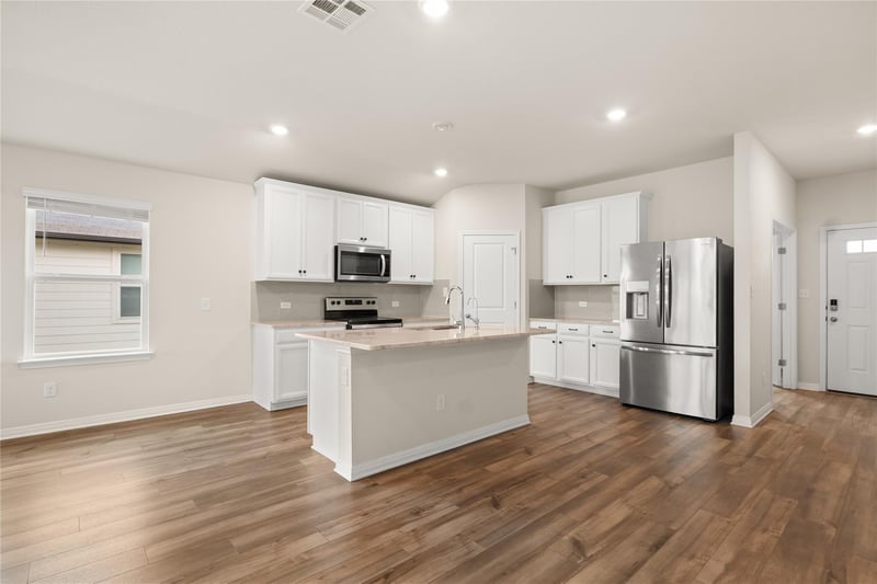 105 Saviano RD, Hutto, TX 78634