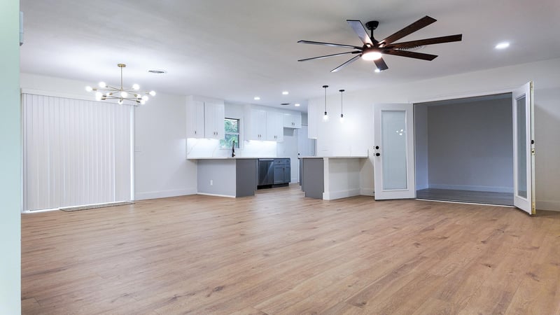 122 Blanket Flower DR, Bastrop, TX 78602