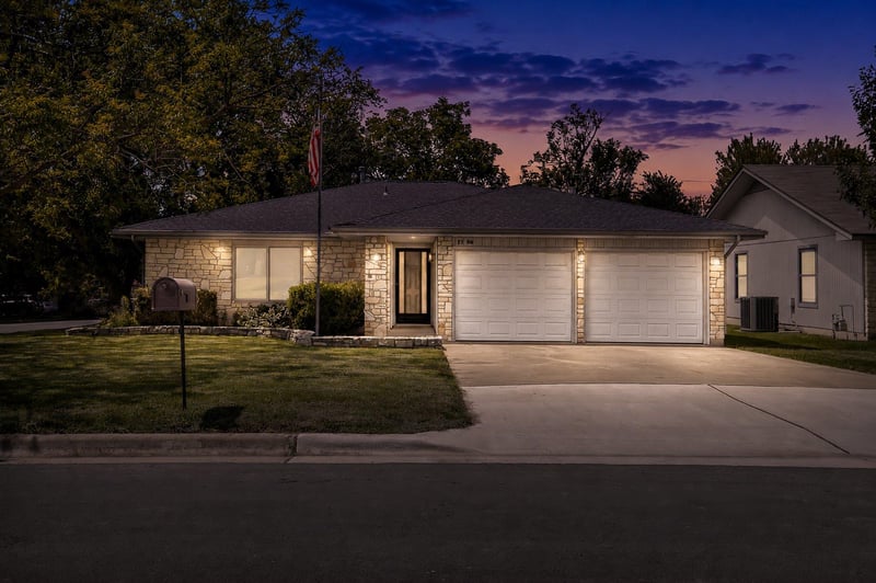 1106 Nottingham Hill RD, Round Rock, TX 78664