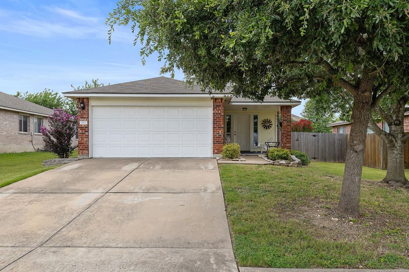 1113 Burgess DR, Leander, TX 78641
