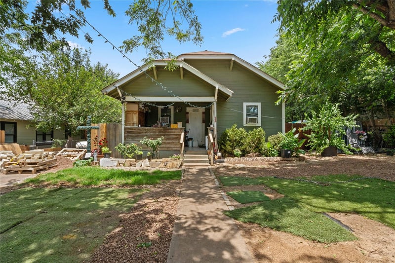 905 10th ST, Georgetown, TX 78626