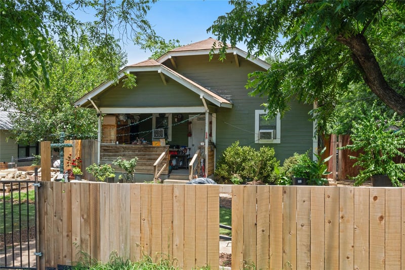 905 10th ST, Georgetown, TX 78626
