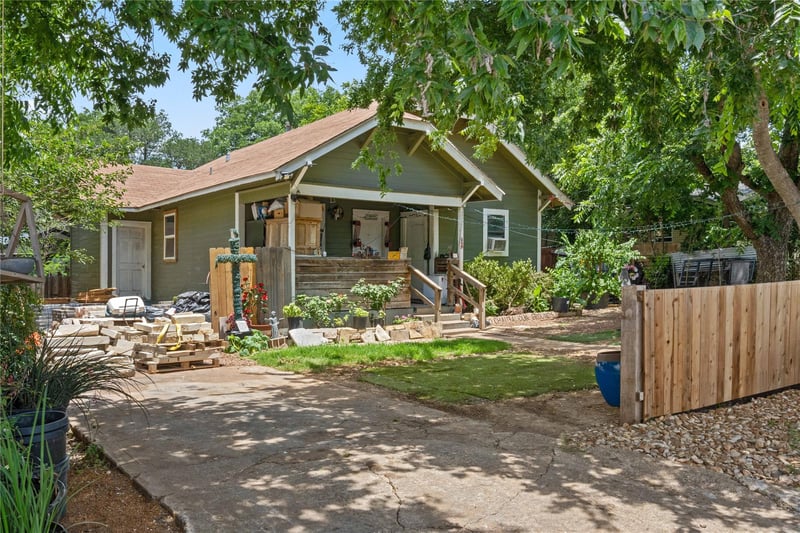905 10th ST, Georgetown, TX 78626