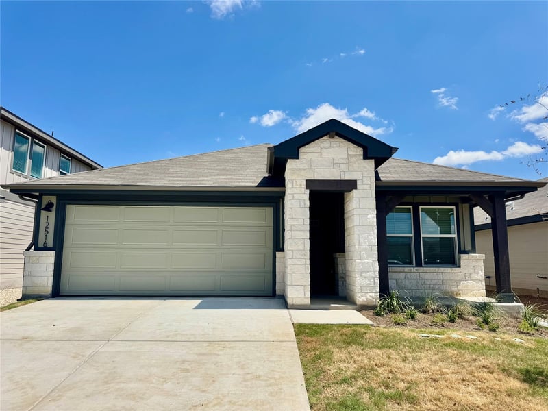 12516 Saint Thomas DR, Del Valle, TX 78617