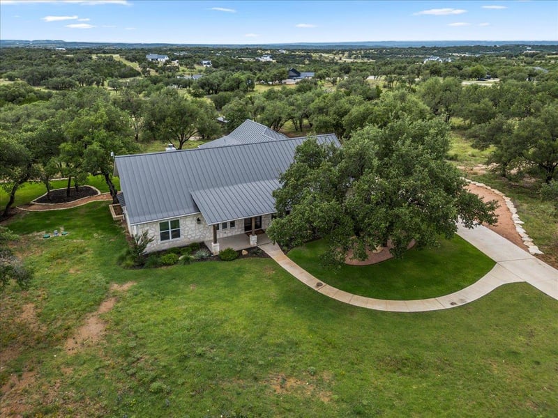 901 E Flying Owl DR, Johnson City, TX 78636