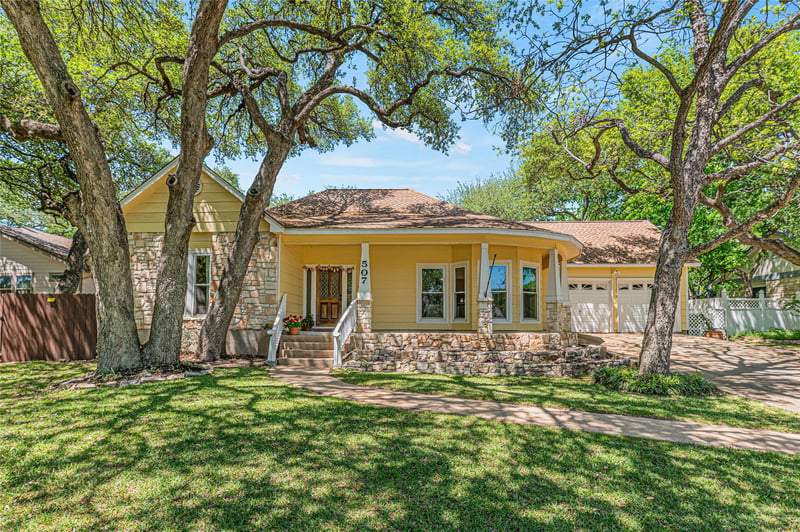 507 Tumlinson Fort DR, Leander, TX 78641