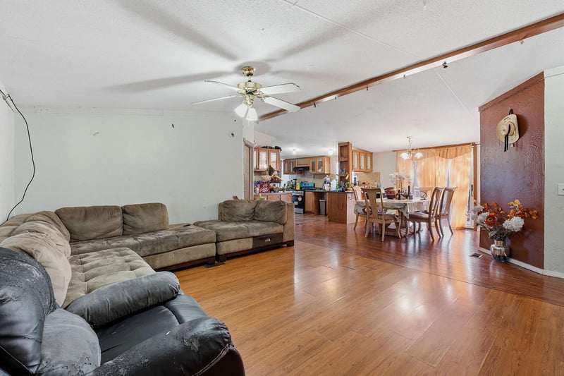 148 Maegan LN, Cedar Creek, TX 78612