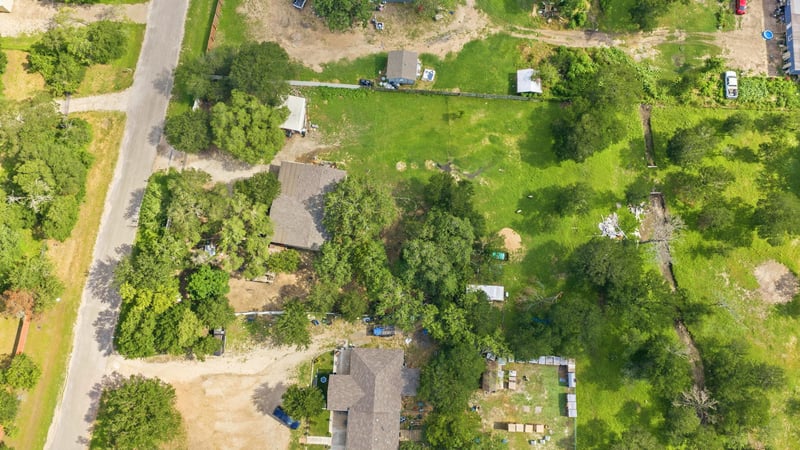 148 Maegan LN, Cedar Creek, TX 78612