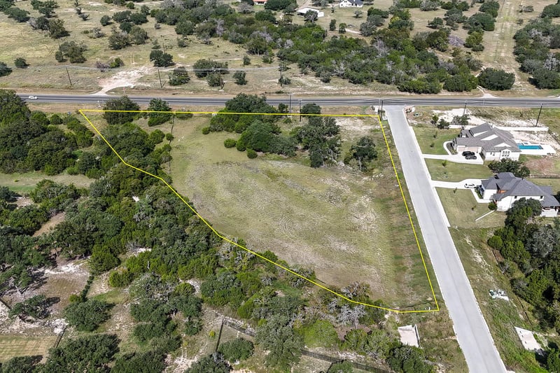 100 Spence LN, Liberty Hill, TX 78642
