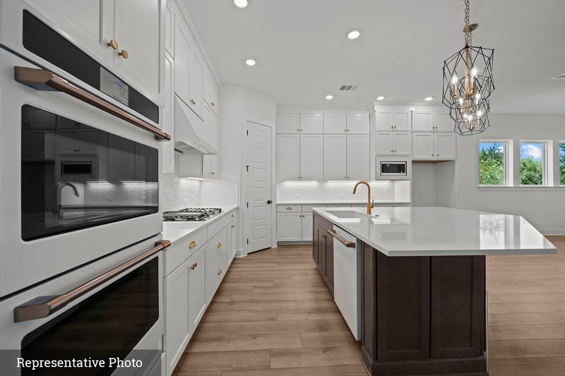 124 Rees Landing RD, Spicewood, TX 78669