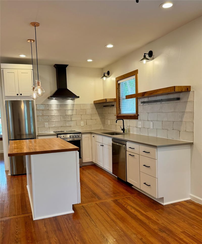 2513 Cesar Chavez ST, Austin, TX 78702