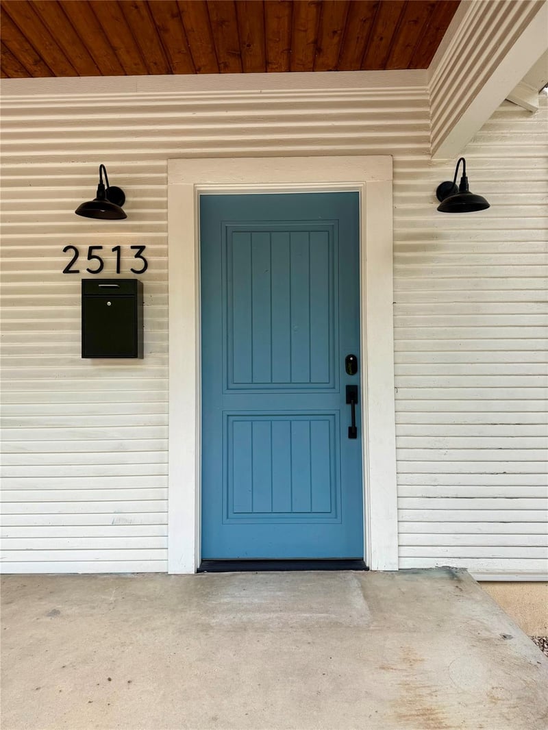 2513 Cesar Chavez ST, Austin, TX 78702