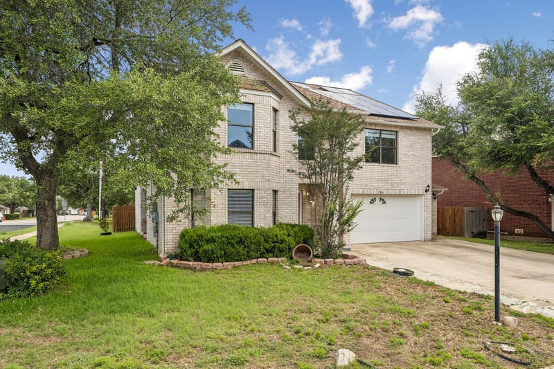 1300 Chalk LN, Cedar Park, TX 78613