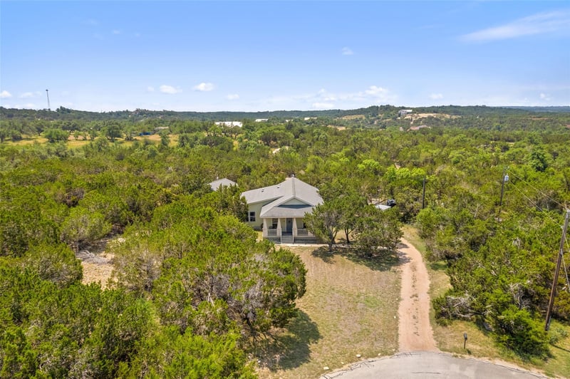 415 Angel Fire RD, Dripping Springs, TX 78620