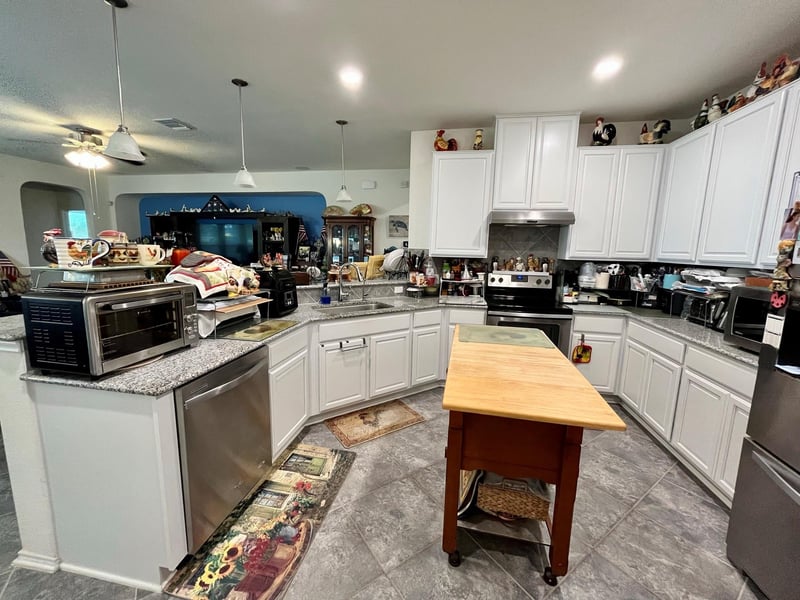 503 Yosemite TRL, Taylor, TX 76574